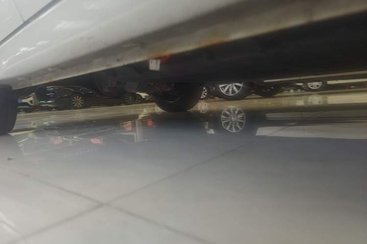 Used Wuling Hongguang MINIEV 2025 Four-Door Version Advanced Edition Right Side Sill
