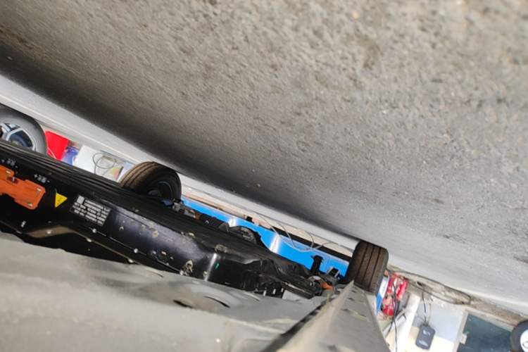 Used Wuling Hongguang MINIEV 2025 Four-Door Version Advanced Edition Right Side Sill