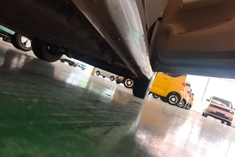 Used Wuling Hongguang MINIEV 2025 Four-Door Version Advanced Edition Right Side Sill