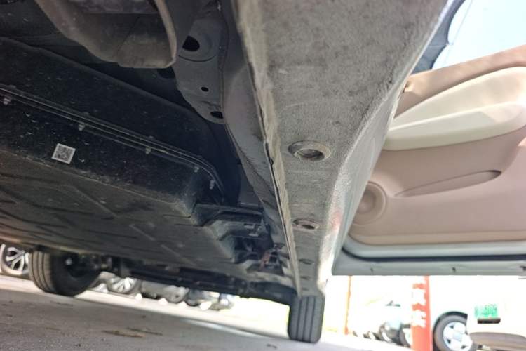 Used Wuling Hongguang MINIEV 2025 Four-Door Version Zhenxiang+ Edition Right Side Sill