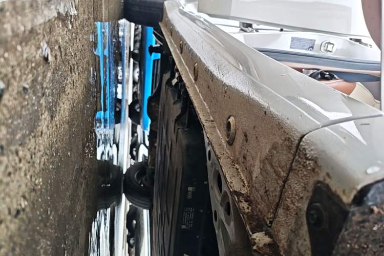 Used Wuling Hongguang MINIEV 2025 Four-Door Version Advanced Edition Right Side Sill