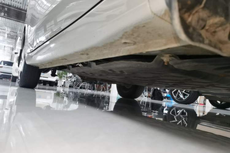 Used Wuling Hongguang MINIEV 2025 Four-Door Version Advanced Edition Right Side Sill