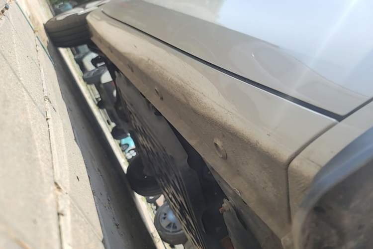 Used Wuling Hongguang MINIEV 2025 Four-Door Version Advanced Edition Right Side Sill