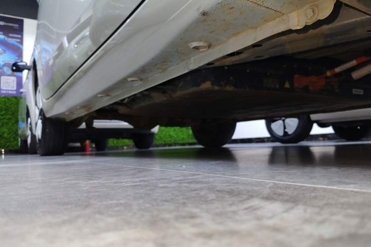 Used Wuling Hongguang MINIEV 2025 Four-Door Version Advanced Edition Right Side Sill