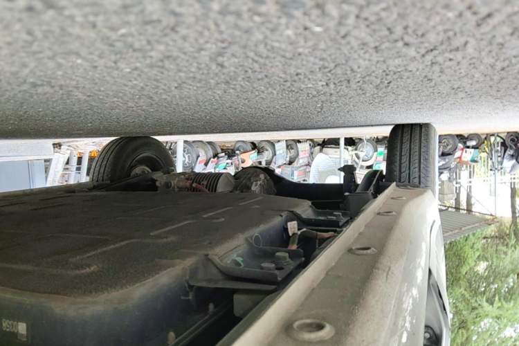 Used Wuling Hongguang MINIEV 2025 Four-Door Version Advanced Edition Right Side Sill