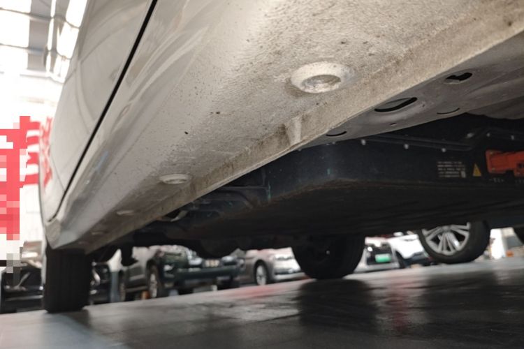 Used Wuling Hongguang MINIEV 2025 Four-Door Version Advanced Edition Right Side Sill