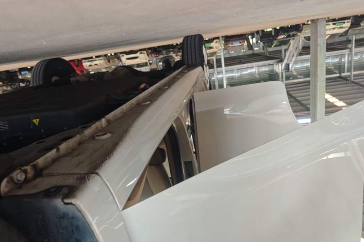 Used Wuling Hongguang MINIEV 2025 Four-Door Version Zhenxiang+ Edition Right Side Sill