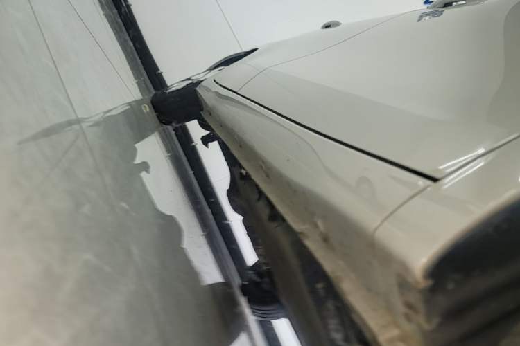 Used Wuling Hongguang MINIEV 2025 Four-Door Version Advanced Edition Right Side Sill