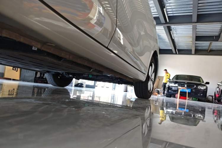 Used Wuling Hongguang MINIEV 2025 Four-Door Version Advanced Edition Right Side Sill