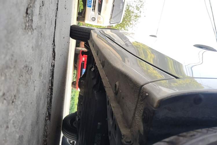 Used Wuling Hongguang MINIEV 2025 Four-Door Version Advanced Edition Right Side Sill