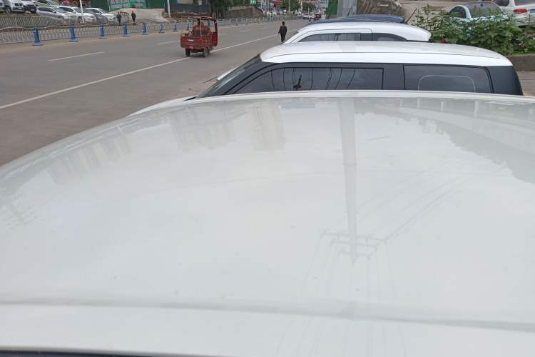 Used Wuling Hongguang MINIEV 2025 Four-Door Version Advanced Edition Roof