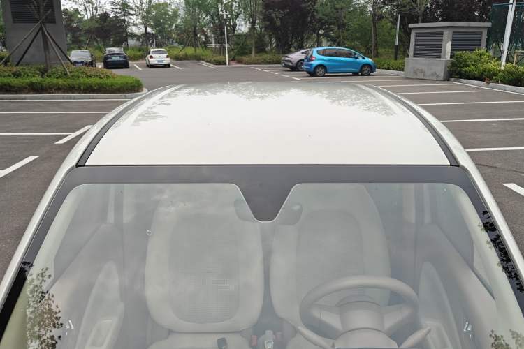 Used Wuling Hongguang MINIEV 2025 Four-Door Version Advanced Edition Roof