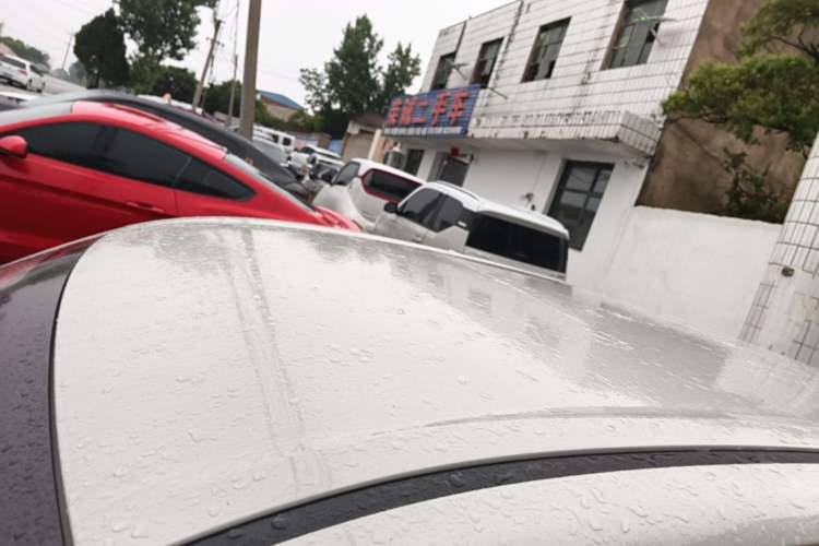 Used Wuling Hongguang MINIEV 2025 Four-Door Version Advanced Edition Roof