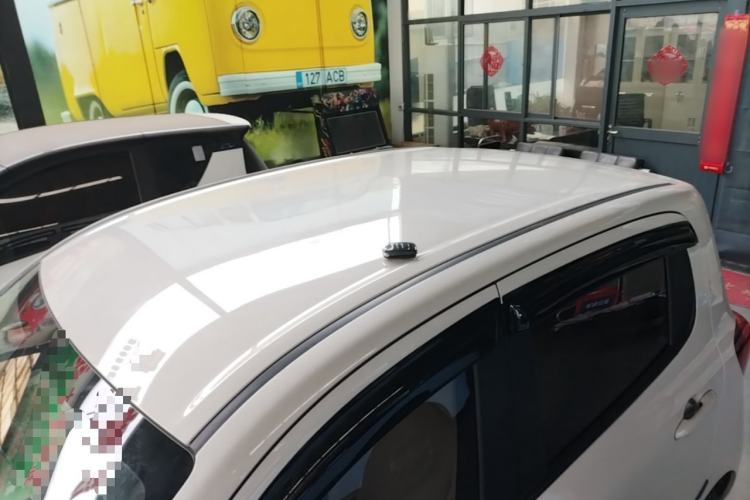 Used Wuling Hongguang MINIEV 2025 Four-Door Version Advanced Edition Roof
