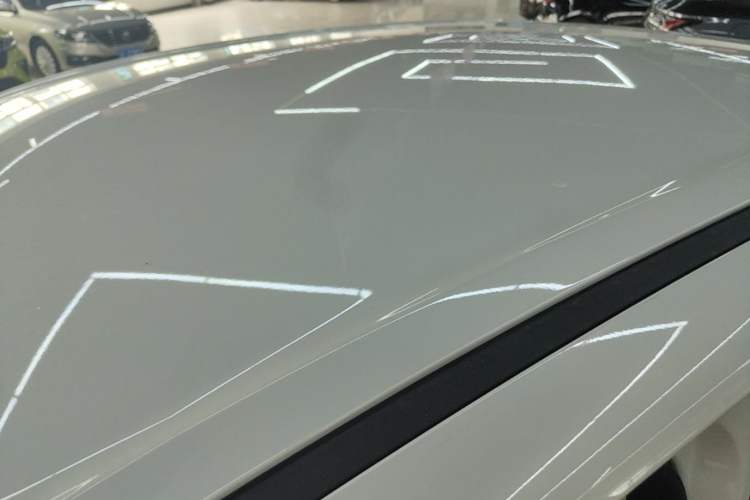 Used Wuling Hongguang MINIEV 2025 Four-Door Version Advanced Edition Roof