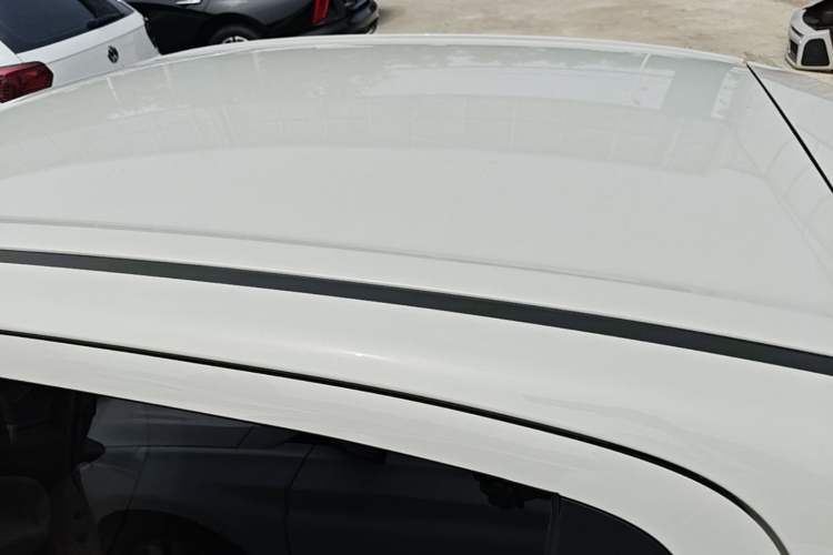 Used Wuling Hongguang MINIEV 2025 Four-Door Version Advanced Edition Roof