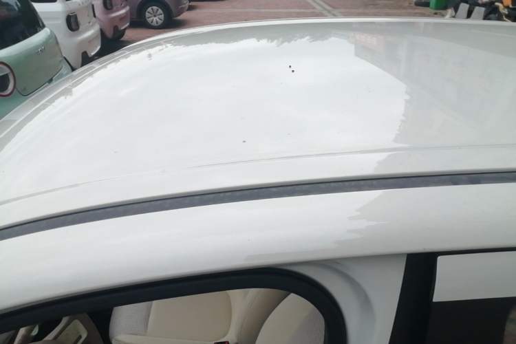 Used Wuling Hongguang MINIEV 2025 Four-Door Version Advanced Edition Roof