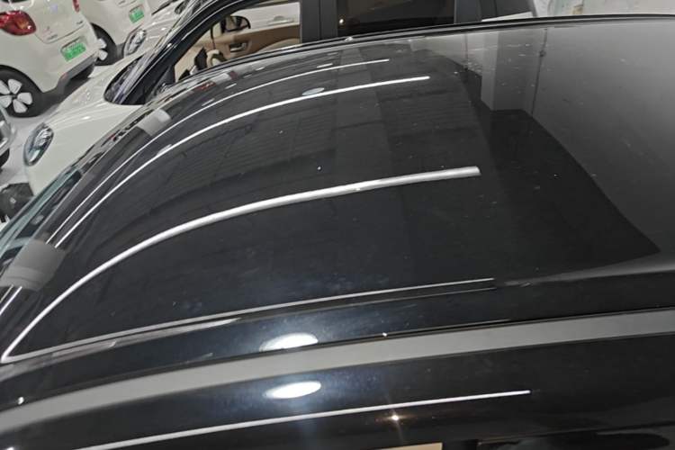 Used Wuling Hongguang MINIEV 2025 Four-Door Version Zhenxiang+ Edition Roof