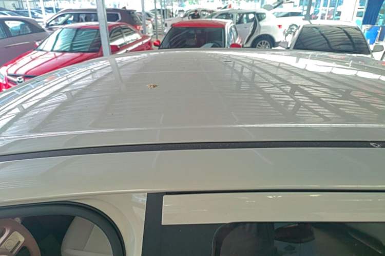 Used Wuling Hongguang MINIEV 2025 Four-Door Version Advanced Edition Roof