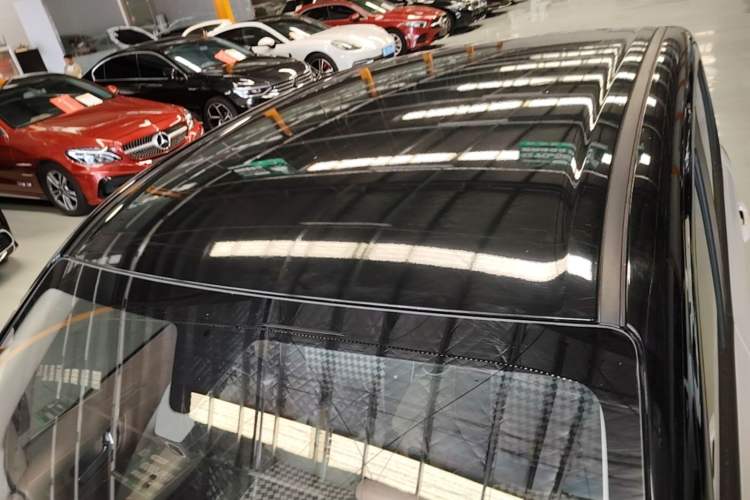 Used Wuling Hongguang MINIEV 2025 Four-Door Version Advanced Edition Roof