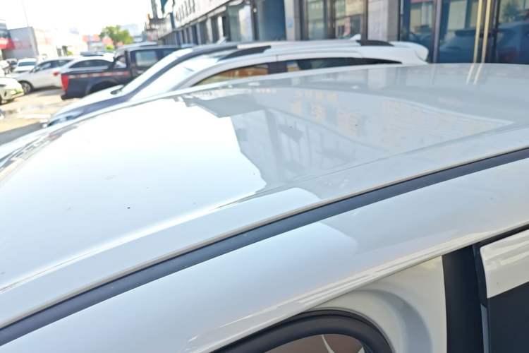 Used Wuling Hongguang MINIEV 2025 Four-Door Version Advanced Edition Roof