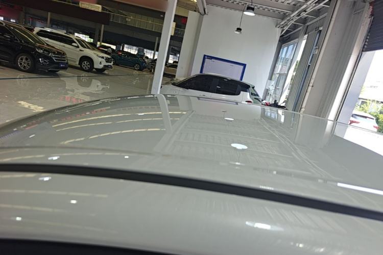 Used Wuling Hongguang MINIEV 2025 Four-Door Version Advanced Edition Roof