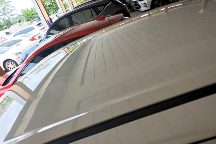 Used Wuling Hongguang MINIEV 2025 Four-Door Version Advanced Edition Roof