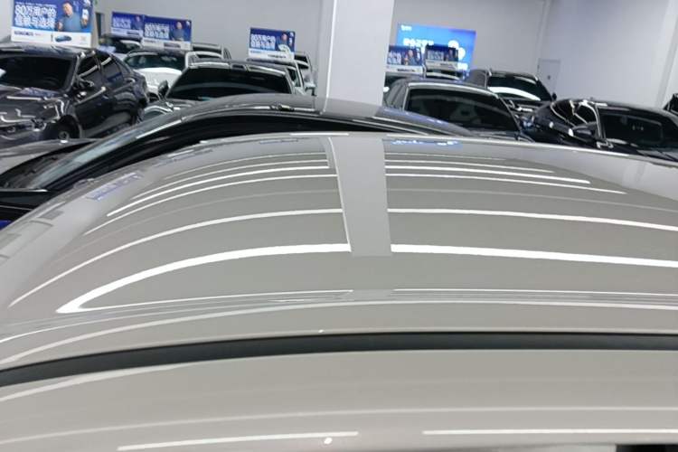 Used Wuling Hongguang MINIEV 2025 Four-Door Version Advanced Edition Roof