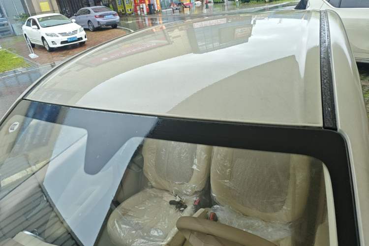 Used Wuling Hongguang MINIEV 2025 Four-Door Version Advanced Edition Roof