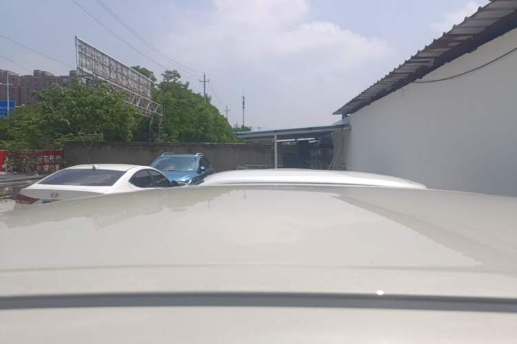 Used Wuling Hongguang MINIEV 2025 Four-Door Version Advanced Edition Roof