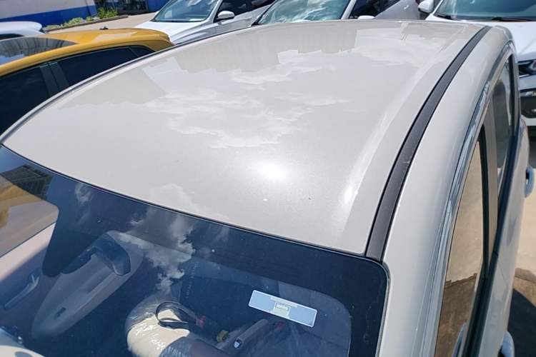 Used Wuling Hongguang MINIEV 2025 Four-Door Version Advanced Edition Roof
