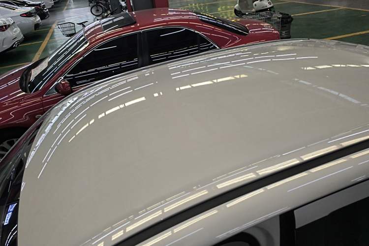 Used Wuling Hongguang MINIEV 2025 Four-Door Version Advanced Edition Roof