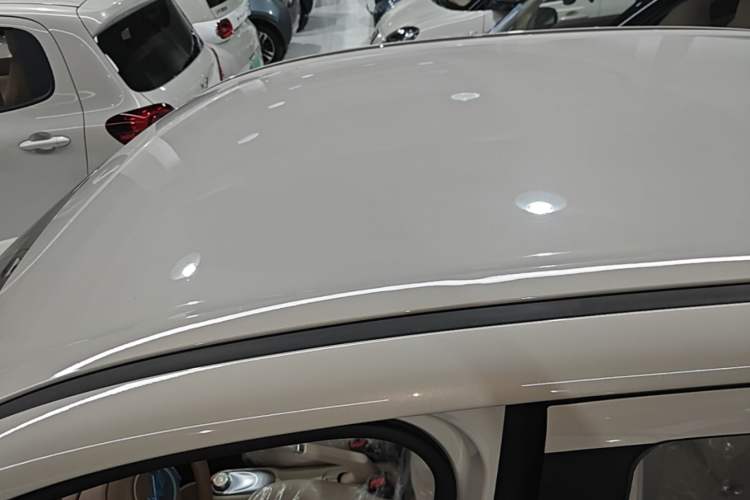 Used Wuling Hongguang MINIEV 2025 Four-Door Version Advanced Edition Roof