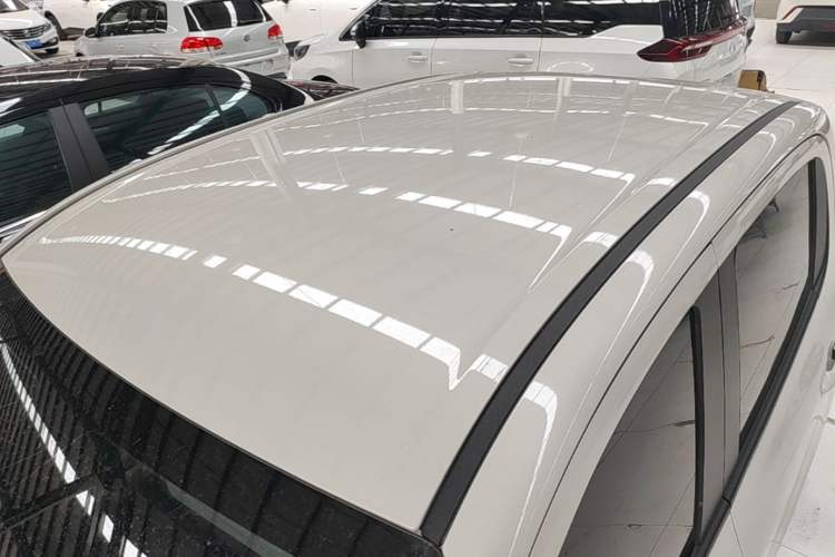 Used Wuling Hongguang MINIEV 2025 Four-Door Version Advanced Edition Roof