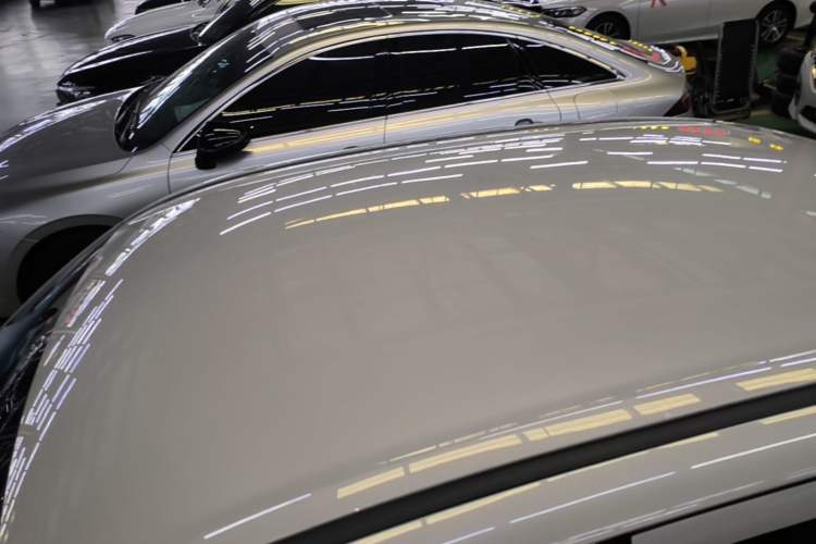 Used Wuling Hongguang MINIEV 2025 Four-Door Version Advanced Edition Roof