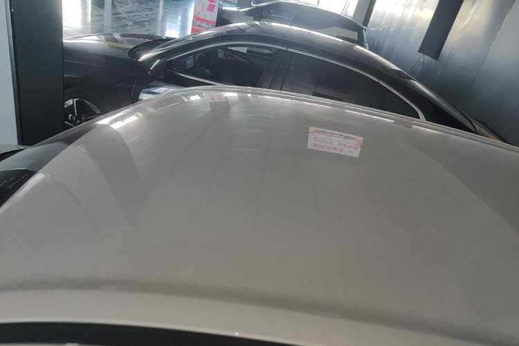 Used Wuling Hongguang MINIEV 2025 Four-Door Version Advanced Edition Roof