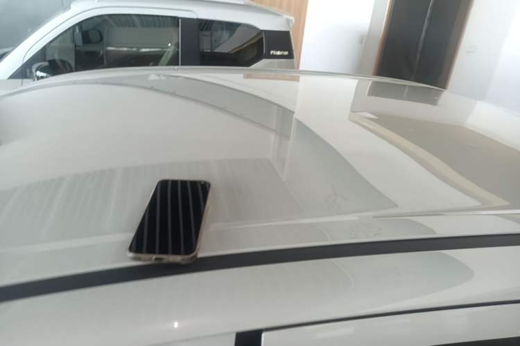Used Wuling Hongguang MINIEV 2025 Four-Door Version Advanced Edition Roof