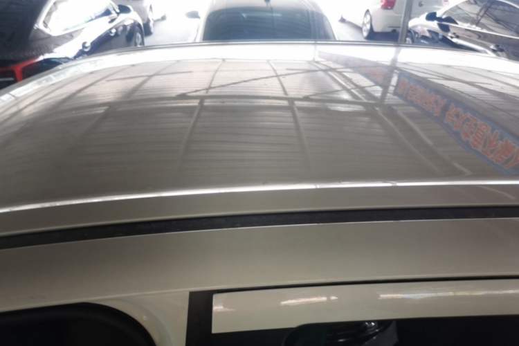 Used Wuling Hongguang MINIEV 2025 Four-Door Version Advanced Edition Roof