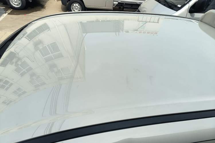Used Wuling Hongguang MINIEV 2025 Four-Door Version Advanced Edition Roof