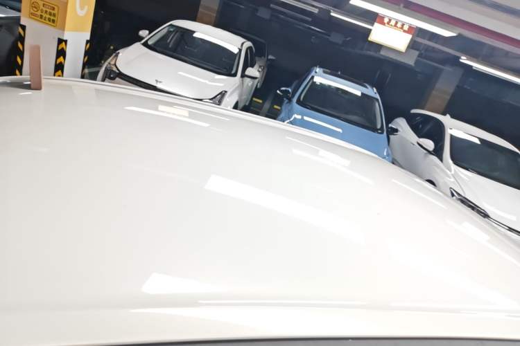 Used Wuling Hongguang MINIEV 2025 Four-Door Version Advanced Edition Roof