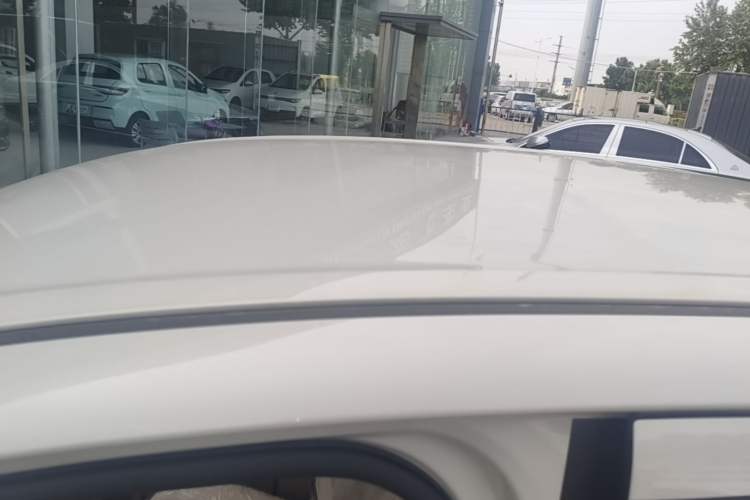 Used Wuling Hongguang MINIEV 2025 Four-Door Version Advanced Edition Roof