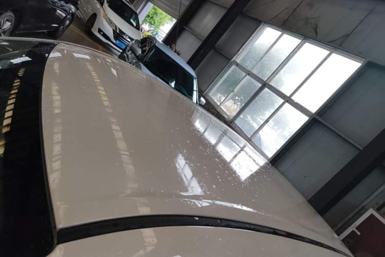 Used Wuling Hongguang MINIEV 2025 Four-Door Version Advanced Edition Roof