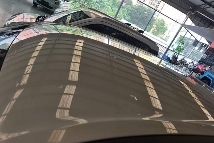 Used Wuling Hongguang MINIEV 2025 Four-Door Version Advanced Edition Roof