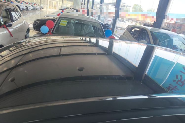 Used Wuling Hongguang MINIEV 2025 Four-Door Version Premium Edition Roof