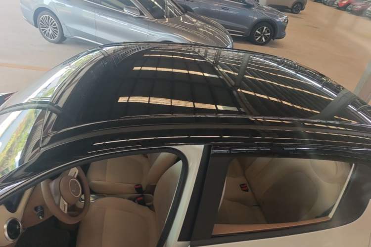 Used Wuling Hongguang MINIEV 2025 Four-Door Version Zhenxiang+ Edition Roof
