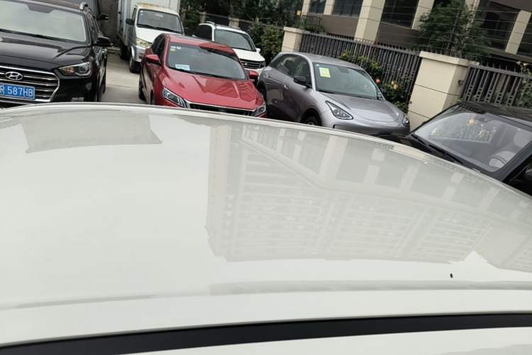 Used Wuling Hongguang MINIEV 2025 Four-Door Version Advanced Edition Roof