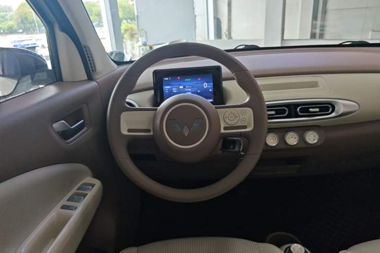Used Wuling Hongguang MINIEV 2025 Four-Door Version Advanced Edition Steering Wheel