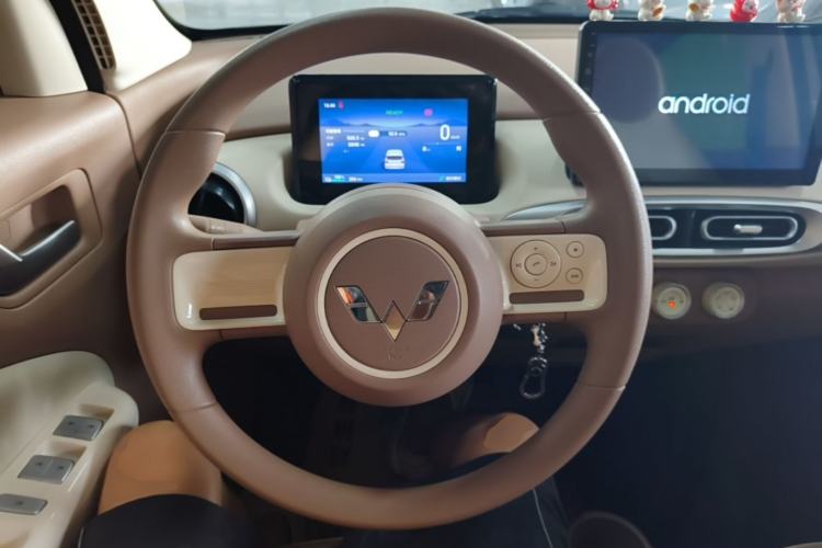 Used Wuling Hongguang MINIEV 2025 Four-Door Version Advanced Edition Steering Wheel