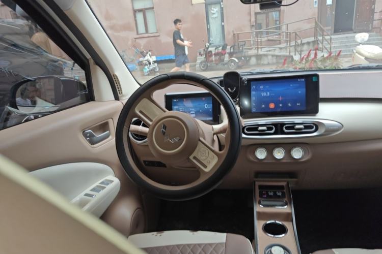 Used Wuling Hongguang MINIEV 2025 Four-Door Version Zhenxiang+ Edition Steering Wheel