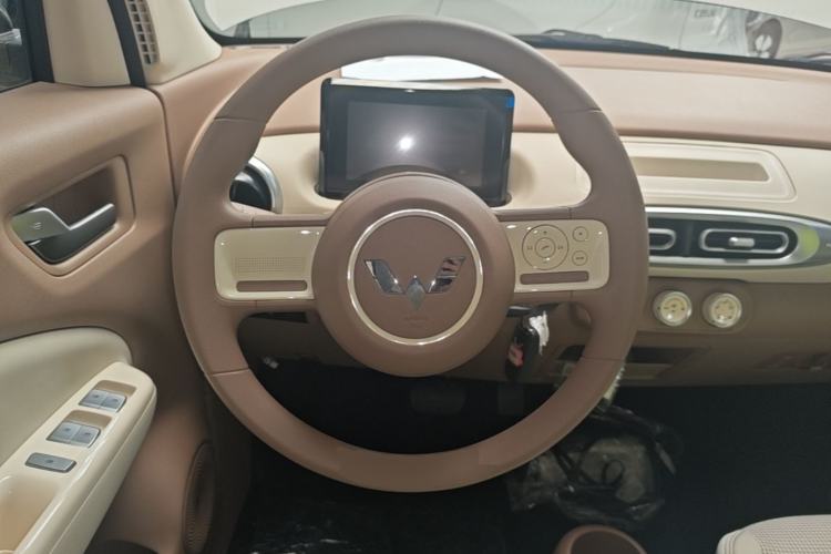Used Wuling Hongguang MINIEV 2025 Four-Door Version Premium Edition Steering Wheel